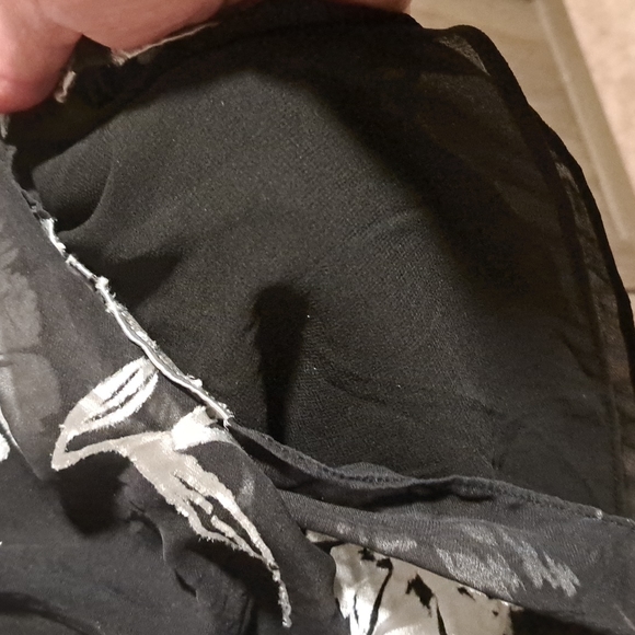 EUC White House Black Market off the shoulder top - Picture 4 of 8